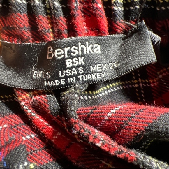 Bershka Red/Black Plaid pants Size Small - Picture 3 of 16